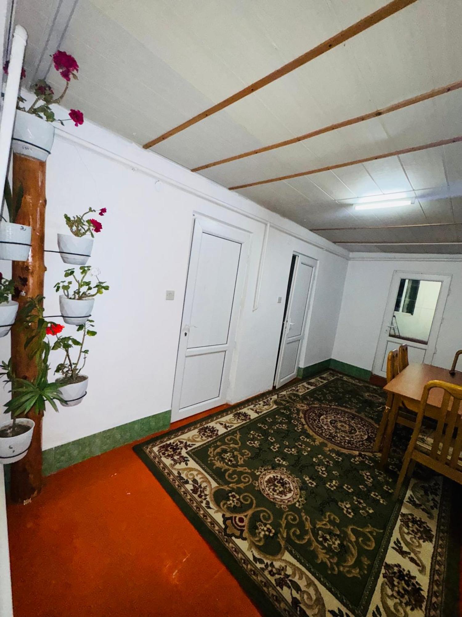 Home Karakol Eksteriør bilde