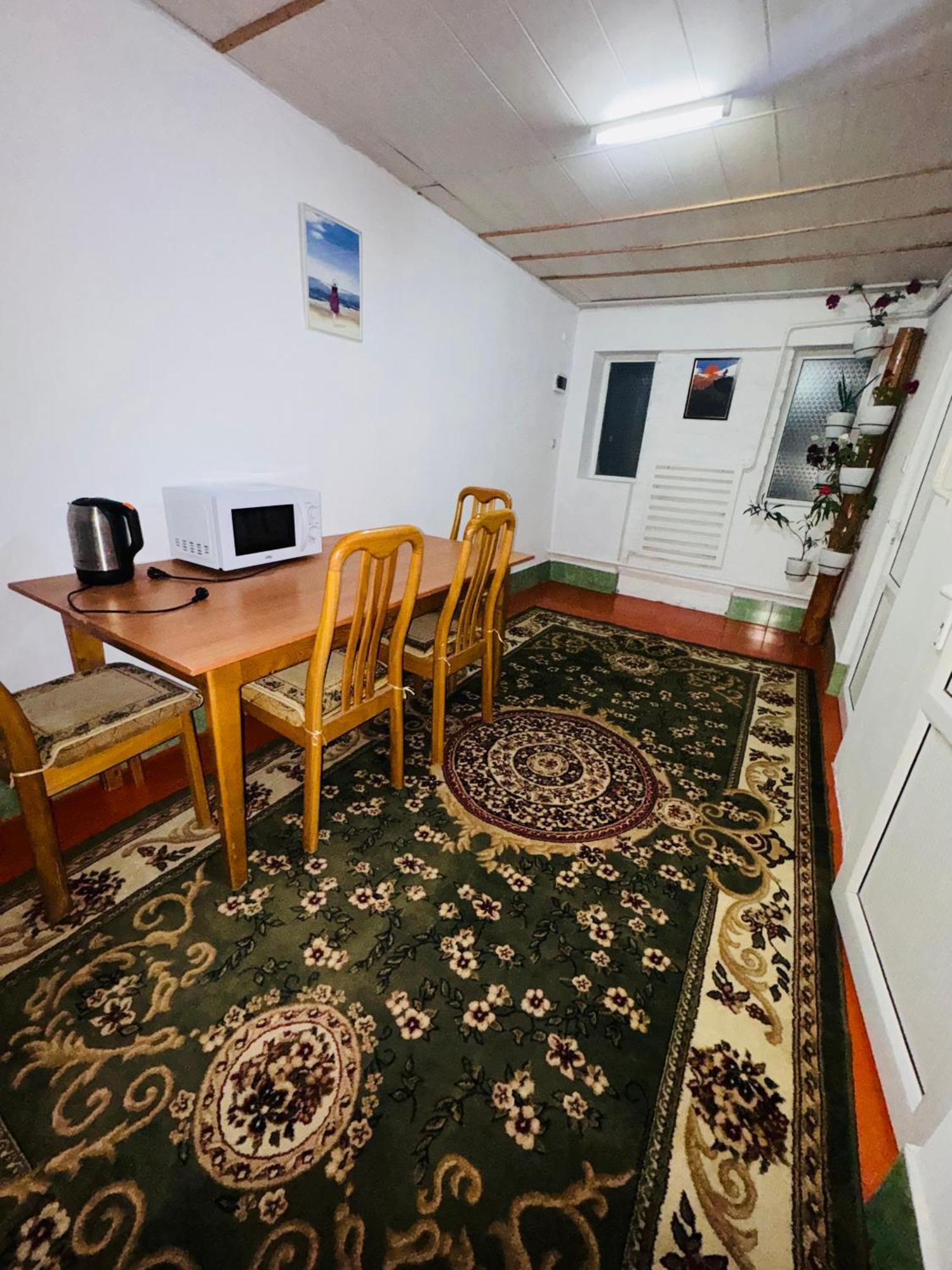 Home Karakol Eksteriør bilde